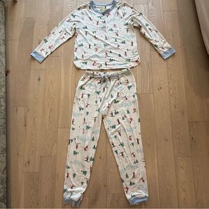 Shady Lady Leopard Winter Scene Women's Pajama Set Size L